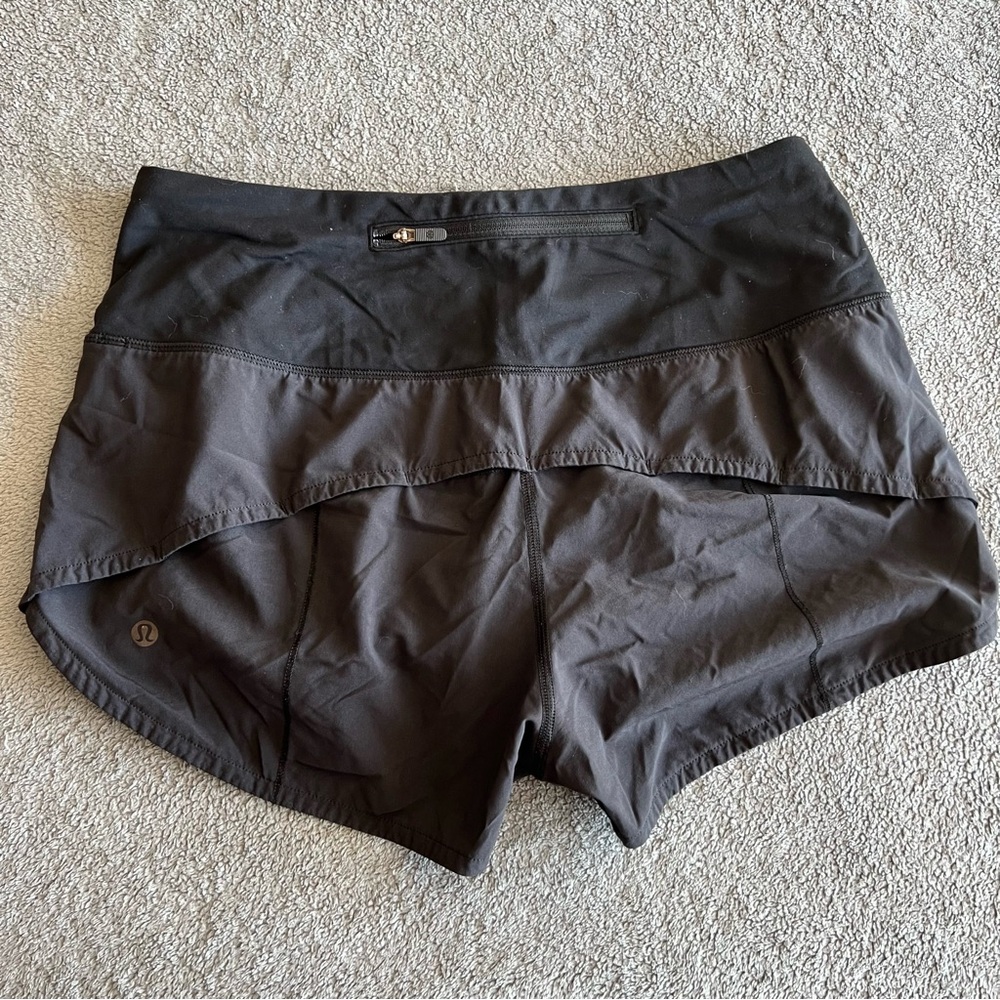 Lululemon black shorts size 6